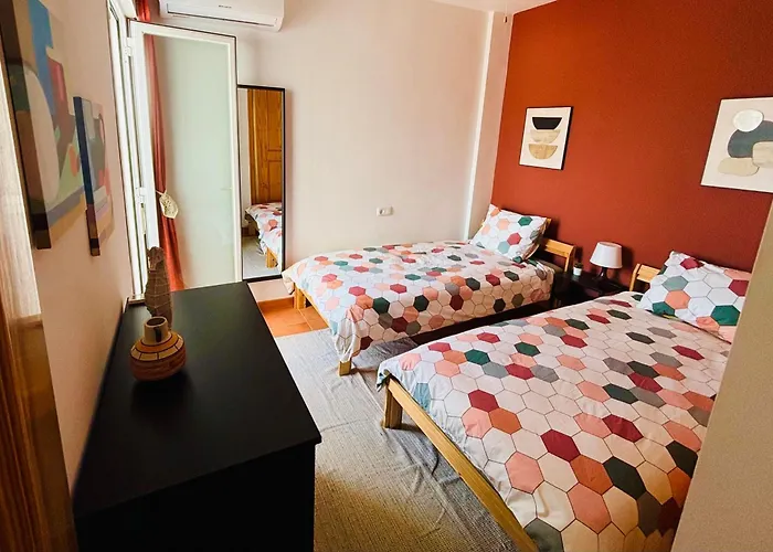 2 Bedroom Apartment With Sea Views