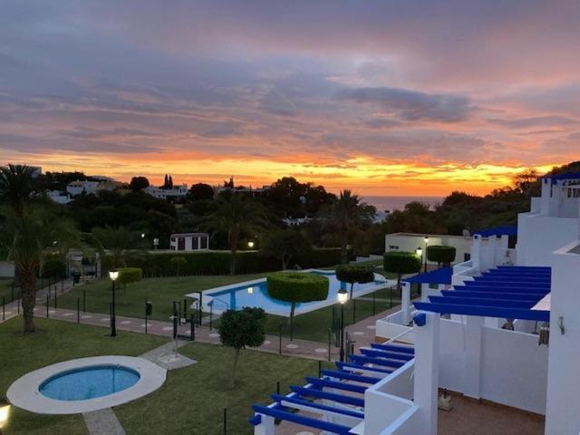 2 Bedroom With Sea Views Appartement